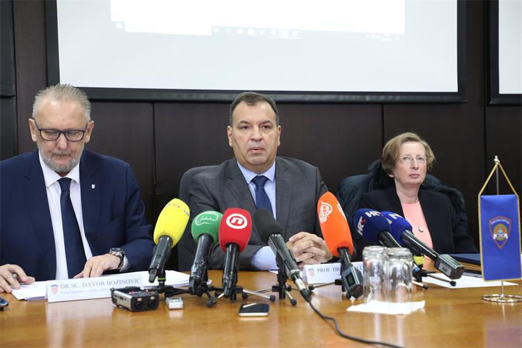 Slika /2020 Slike/Hina slika Beroš.jpg